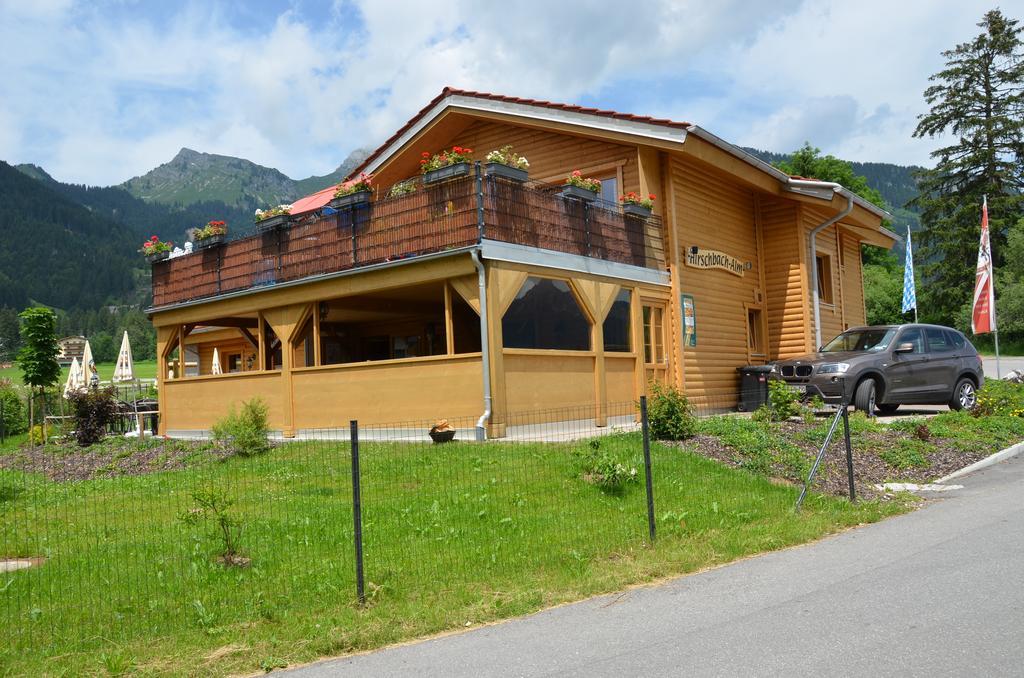 Feriendorf Am Hahnenkamm Reutte Luaran gambar